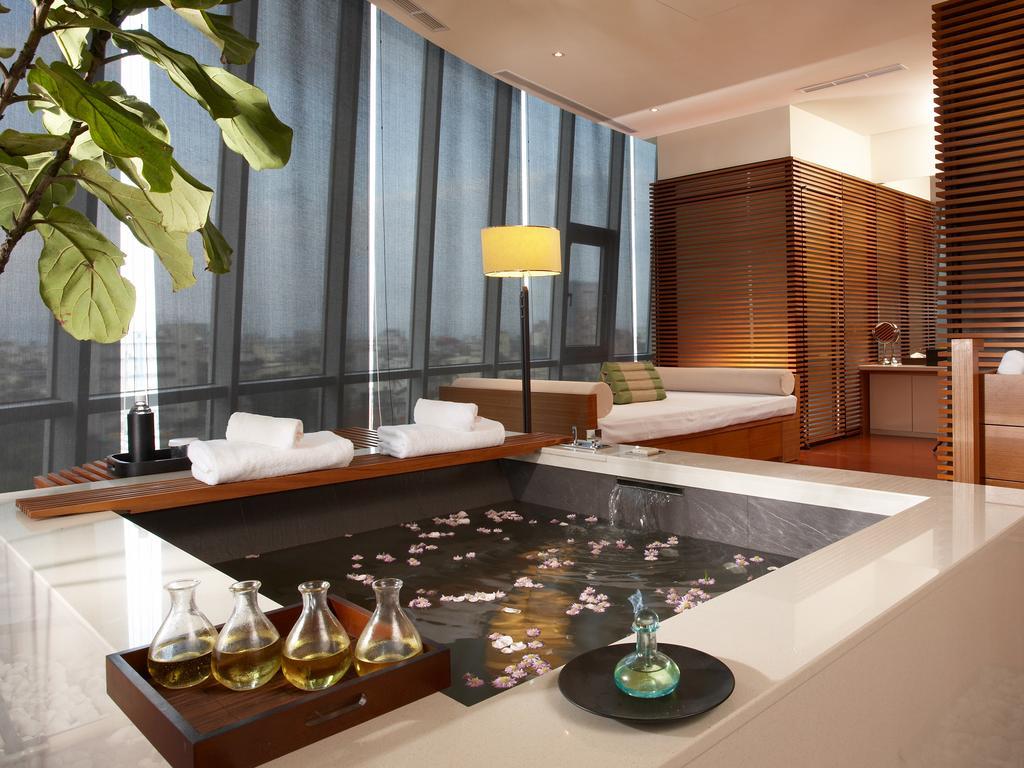 Silks Place Yilan Exteriör bild